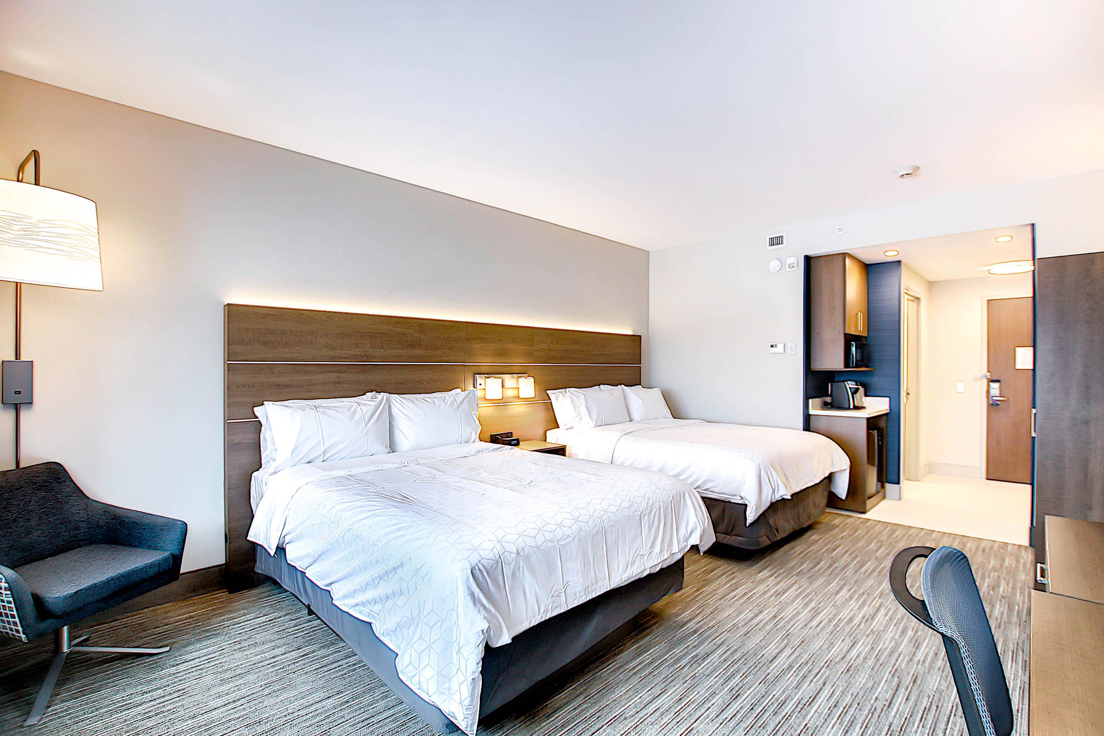 Holiday Inn Express & Suites - Calgary Airport Trail Ne By Ihg Eksteriør billede
