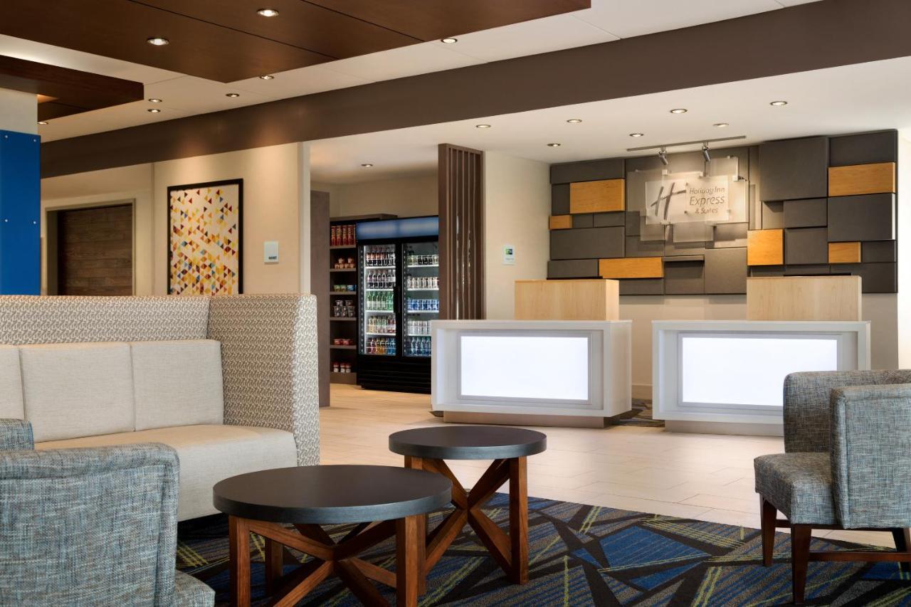 Holiday Inn Express & Suites - Calgary Airport Trail Ne By Ihg Eksteriør billede